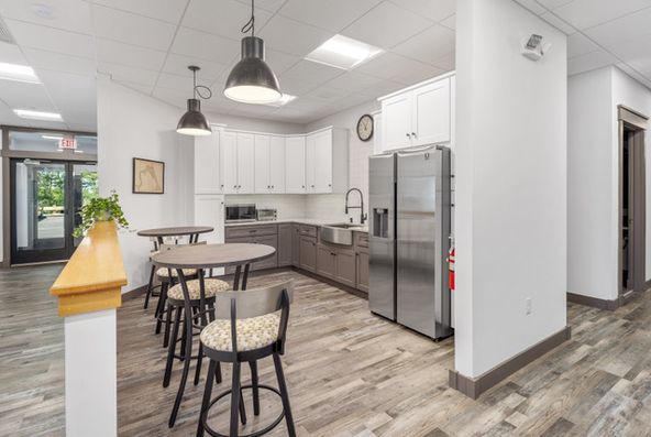125 Commerce Way, Marshfield, MA 02050